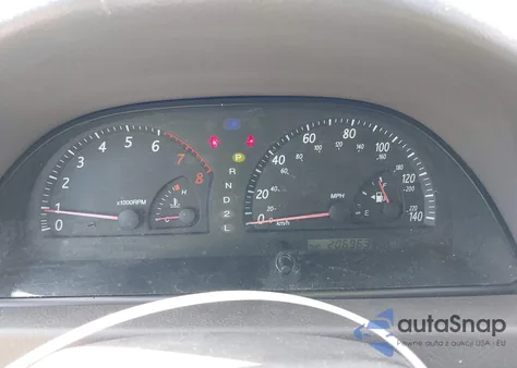 2003 Toyota Camry Le z USA, uszkodzony, nr VIN JTDBE32K730235638